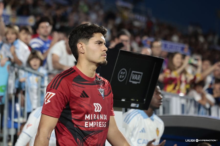 Cedidos Levante UD: Cabello apura sus opciones de permanencia con una victoria en Zaragoza