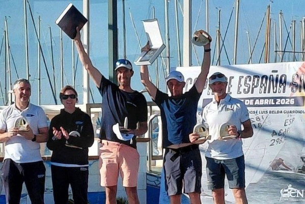 Los canarios Alfredo González y Cristian Sánchez ganan la Copa de España de Snipe en Los Nietos
