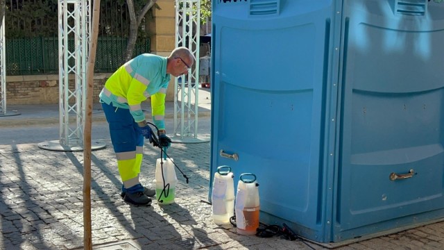 Murcia utiliza una solución biotecnológica contra los malos olores en las Fiestas de Primavera