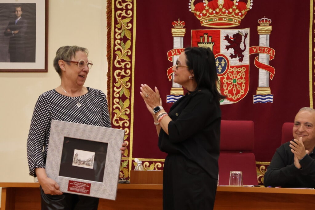 Homenaje a Lola Gonzálvez Soriano.