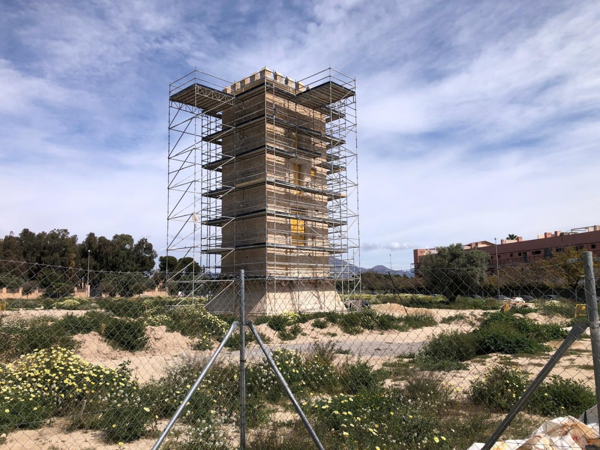 ¿Qué pasa con el BIC de Torre Placia de Alicante? El fin de su traslado, pendiente de otra prórroga