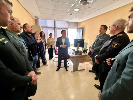 Albatera abre una oficina de atención al ciudadano de la Guardia Civil para evitar desplazamientos al cuartel de Dolores