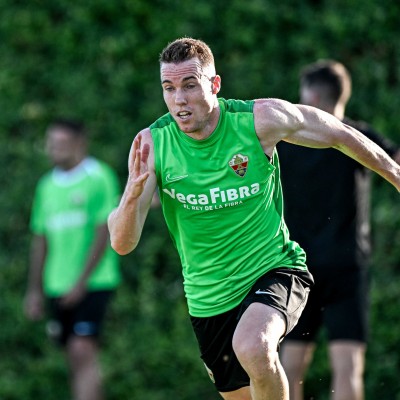 El Elche pierde por lesión a Carlos Clerc y John Chetauya hasta avanzado el mes de octubre