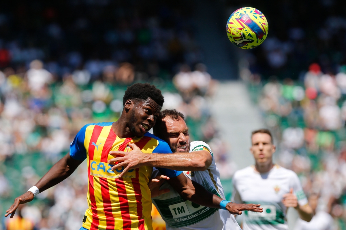 El Elche CF perdió ante el Valencia CF en los dos últimos derbis en el Martínez Valero