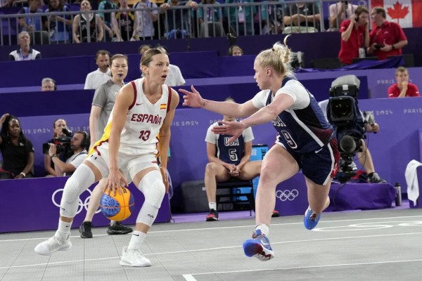 La selección femenina de 3x3 gana (18-16) a Estados Unidos y luchará por el oro
