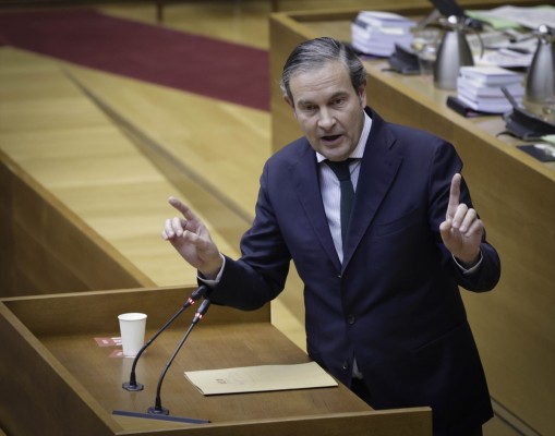 El PP insiste en negarse a una reforma constitucional sobre el derecho civil valenciano y apunta a 