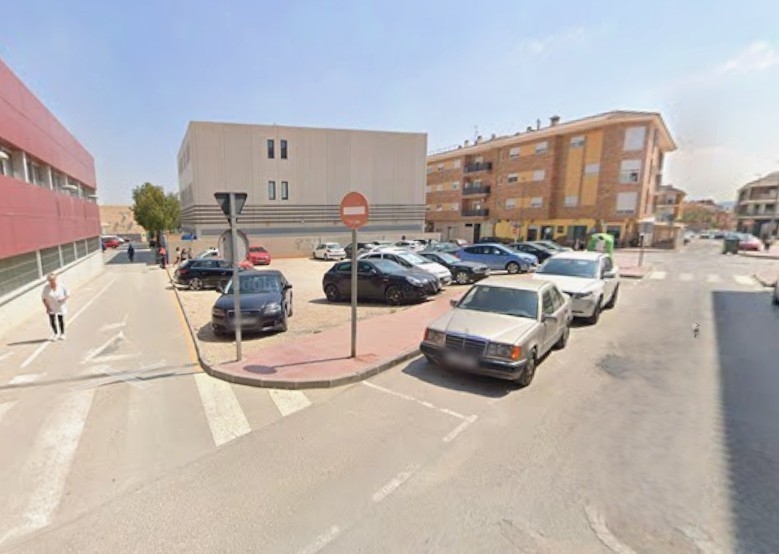 Mula asfaltará el aparcamiento del centro de salud y arreglará los baches del Camino Viejo de Pliego