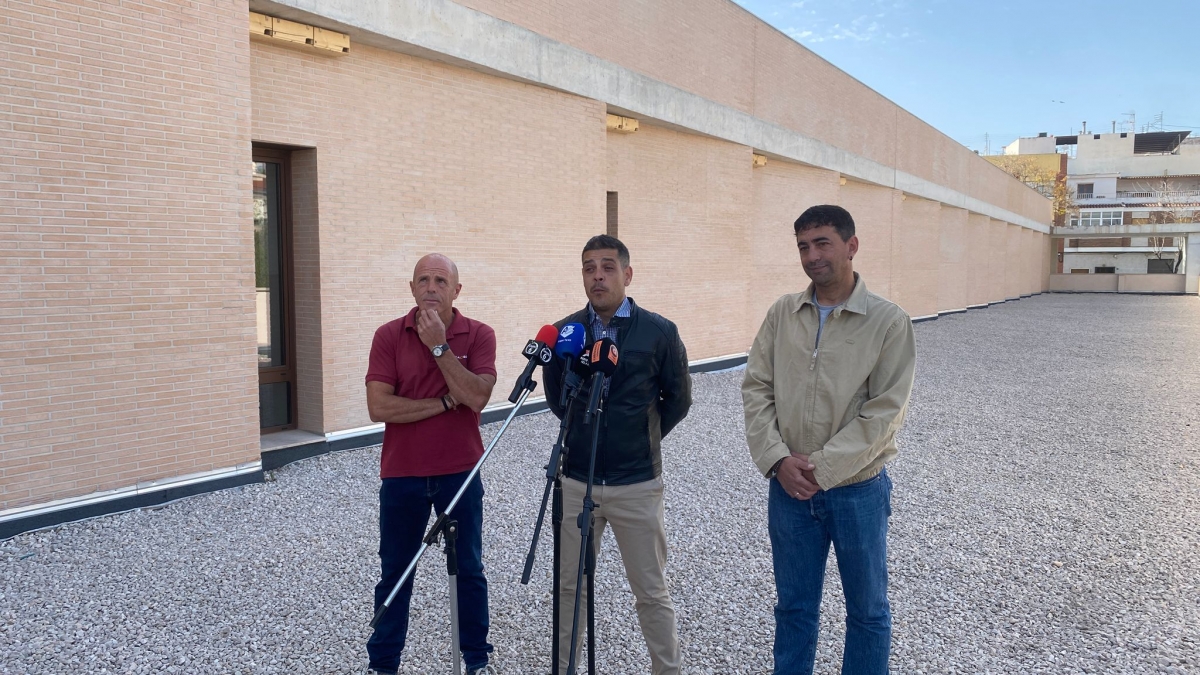 El colegio Dr. Calatayud impulsa en Aspe un proyecto pionero de control natural de plagas con vencejos