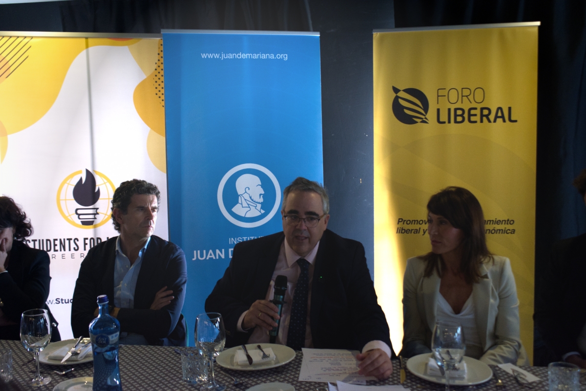 Gregorio Izquierdo (CEOE), en Alicante: 