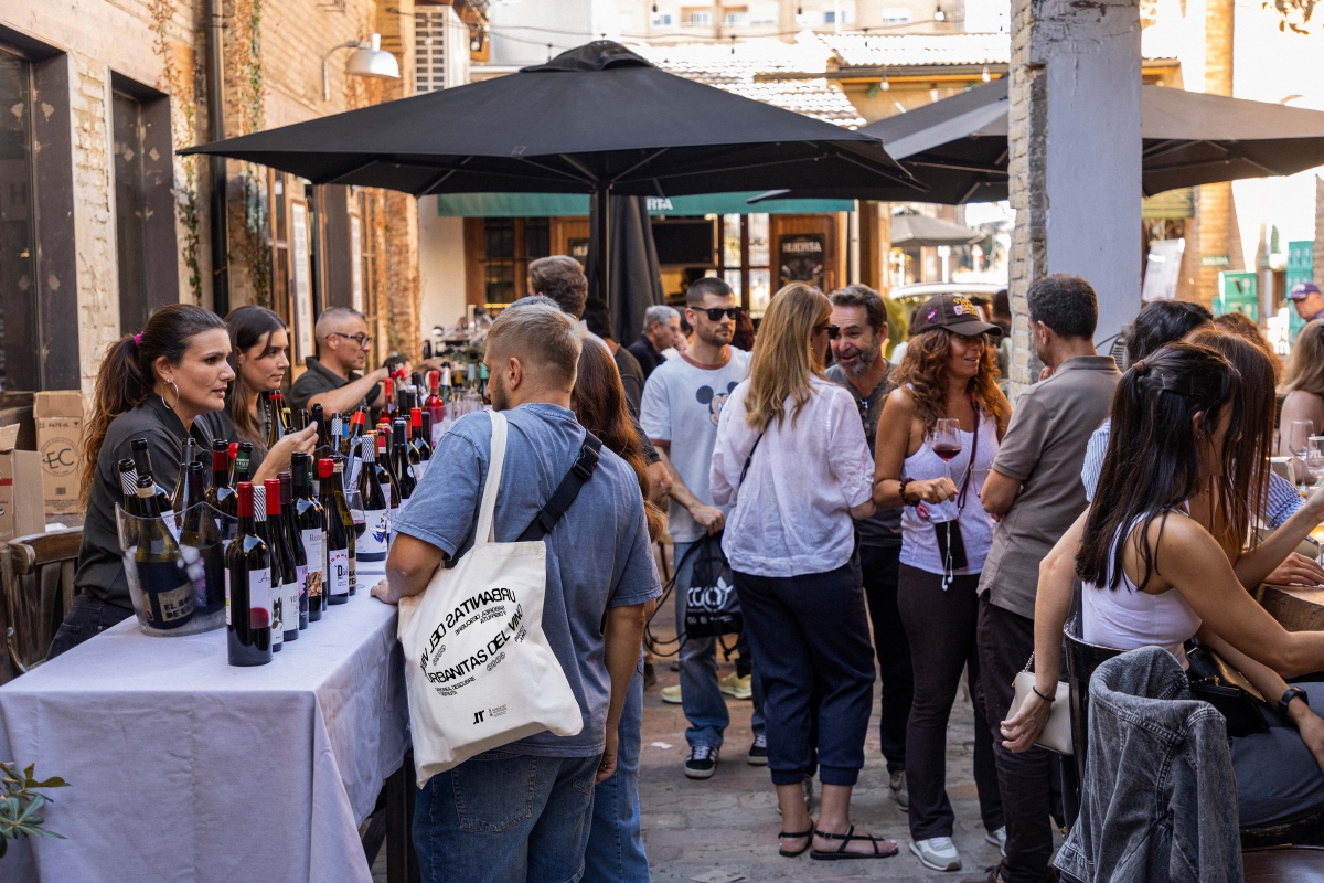 Qué se cuece | URbanitas del Vino: 30 bodegas organizan experiencias para degustar los vinos de las DO Utiel-Requena en Valencia