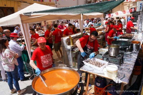 Último día para pedir barra en las Cruces de Mayo en Cartagena: el plazo acaba hoy