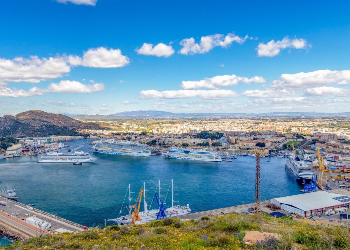 Cartagena se prepara para un final de mes de vértigo con una avalancha de cruceros y más de 25.000 pasajeros