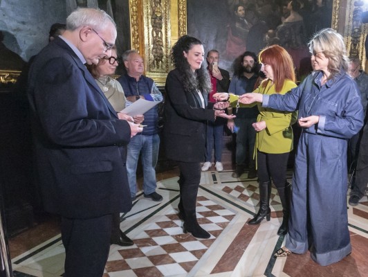 Preparativos de Santa Faz: ensayo con éxito en la apertura del camarín 