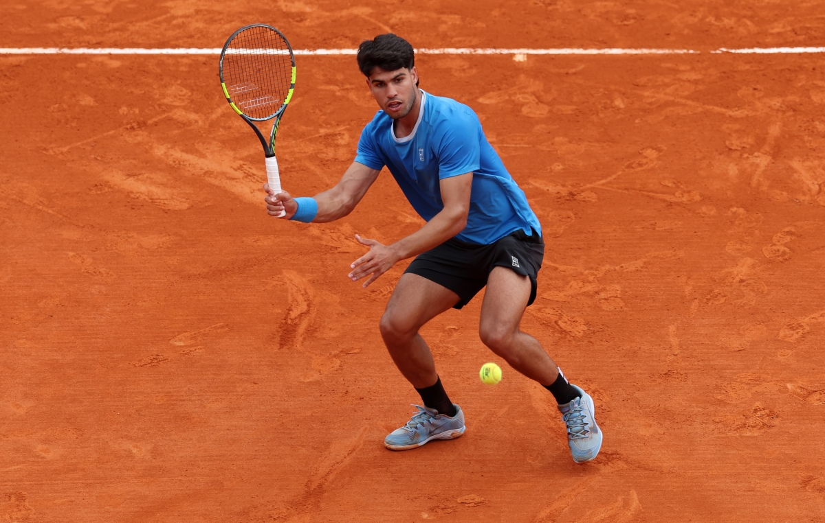 Alcaraz se pone cabezón, gana a Etcheverry y se cita con Bublik para ser semifinalista en Montecarlo