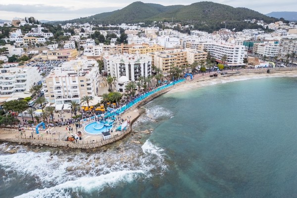 El Santa Eulària Ibiza Marathon agota dorsales en maratón y 22K y encara el cierre de inscripciones