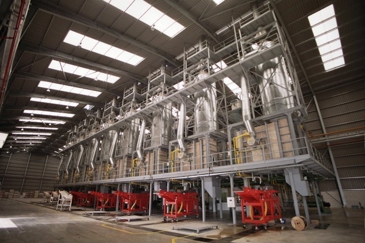 La maquinaria cerámica, preocupada por el futuro: registra un crecimiento plano y alerta de la falta de inversiones del azulejo