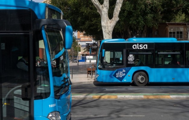 La Región se 'baja' del bus: desciende el número de viajeros un 3,6%