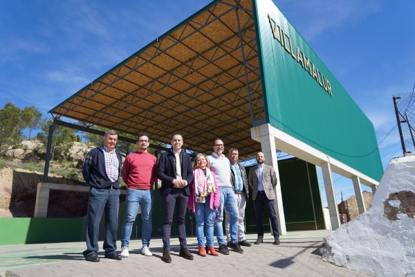 La Diputación invierte más de 190.000 euros en la cubierta y renovación del frontón de Villamalur