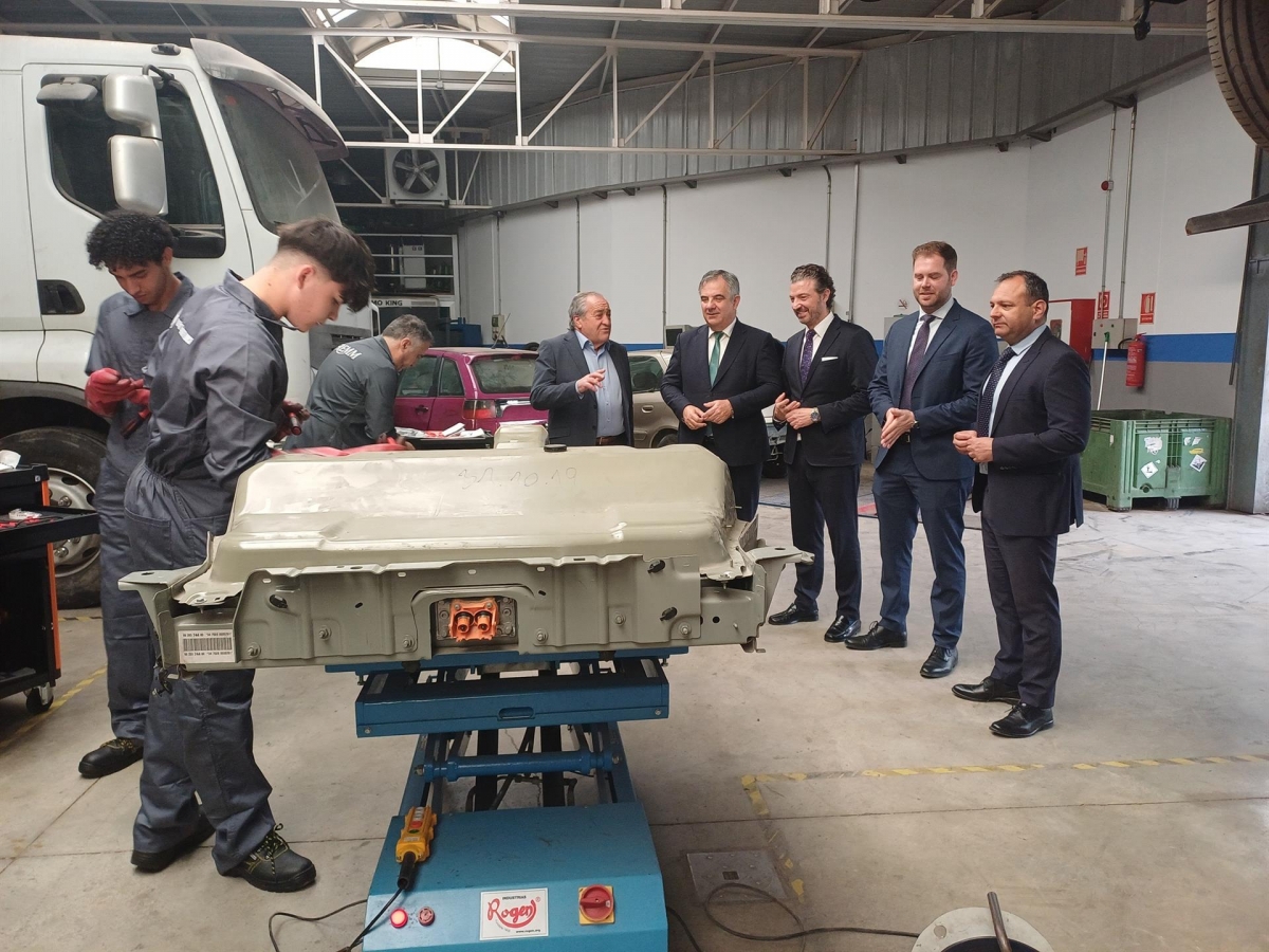 Más de 2.100 contribuyentes de la Región de Murcia se beneficiarán de 7.000 euros en deducciones por comprar un coche eléctrico