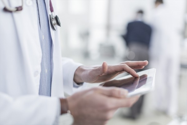 El Consell contratará por 19 millones asistente virtual para llamadas y citas sanitarias