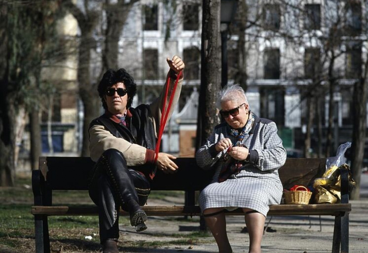 Doña Paquita junto a su hijo, Pedro