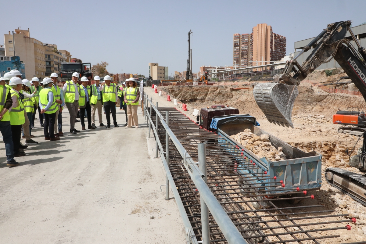 Los trabajos de excavación ahora en curso en la Estación Central del Tram.
