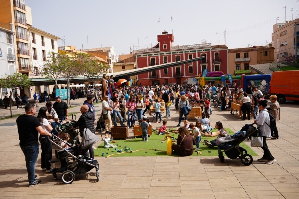 Fundació Caixa Rural Vila-real fomenta la inclusión y el cooperativismo en 'La nostra festa'