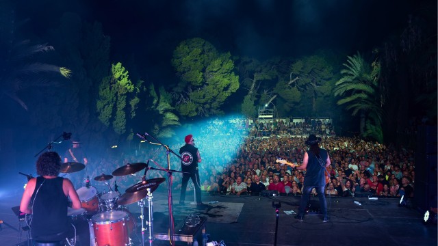 El Festival Noches Mágicas clausura esta semana con Crystal Fighters, Israel Fernández y Miranda!