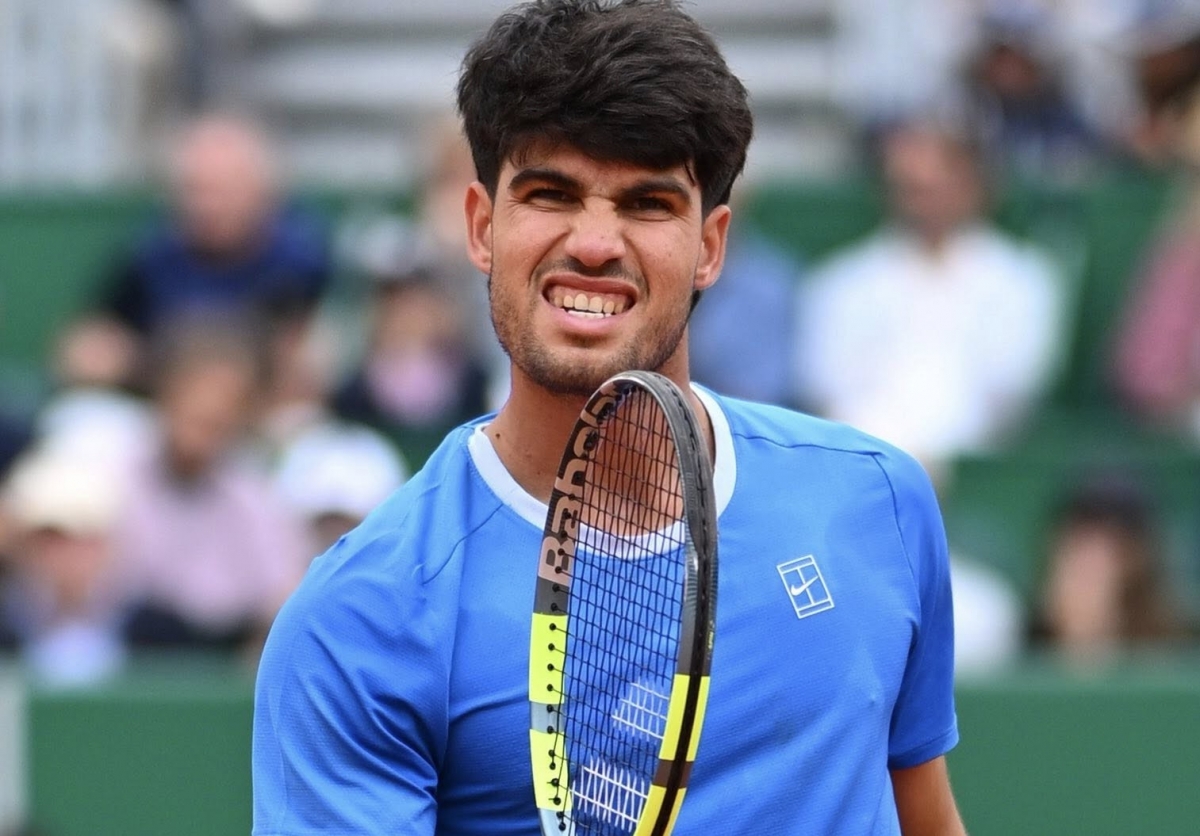 Alcaraz endosa un doble 6-4 a Vacherot en Mónaco y peleará ante Sinner por el título y retener el número 1