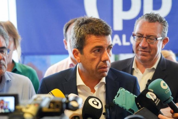 Mazón acusa al PSPV y a Illa de 