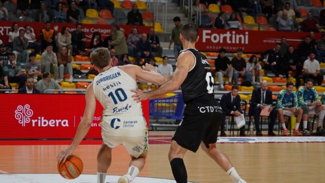  El Caesa Cartagena pierde por 79-83 ante el Hestia Menorca y se complica en Primera FEB