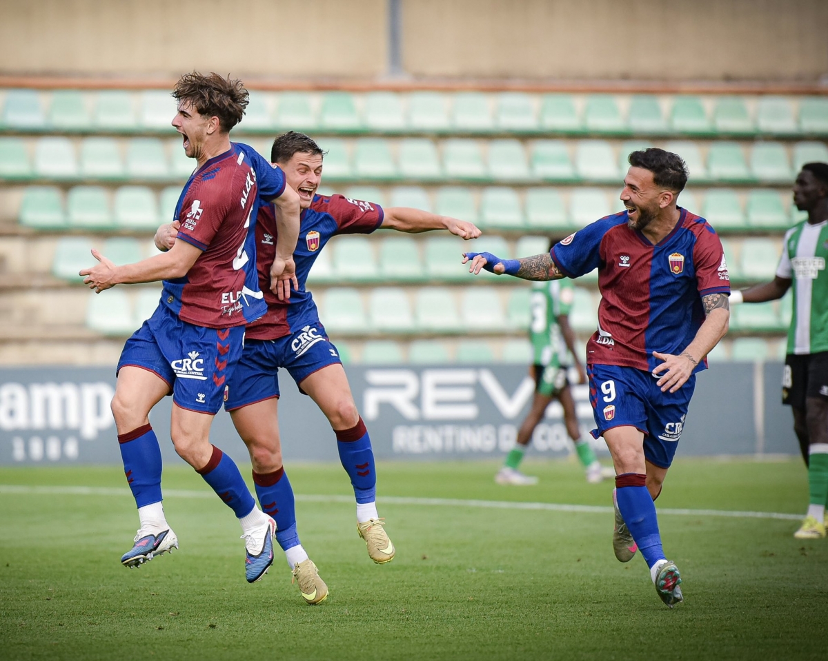 Celebración del tanto en Sevilla - Foto: CDE Celebración del tanto en Sevilla