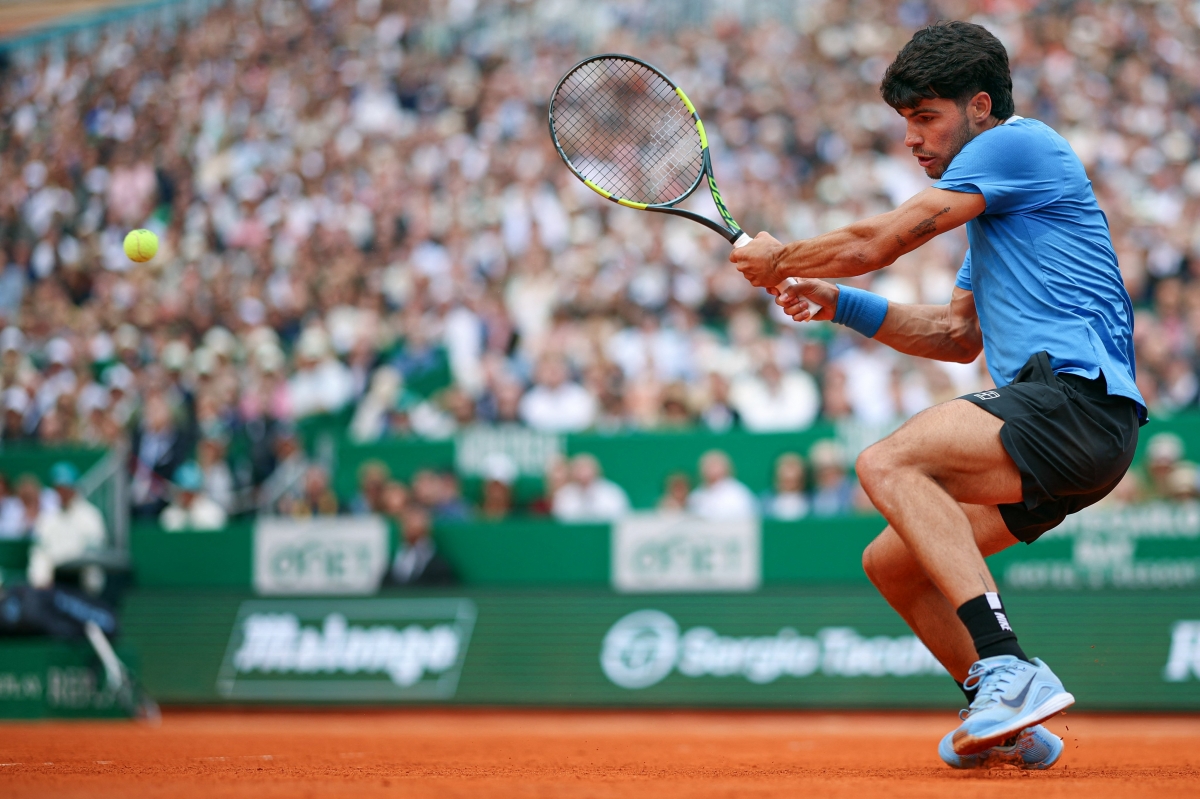 Sin título y sin número 1 del mundo: Alcaraz sucumbe ante Sinner en la final de Montecarlo