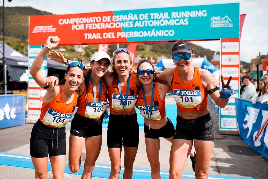 La seleccion valenciana revalida el título de campeonas de España