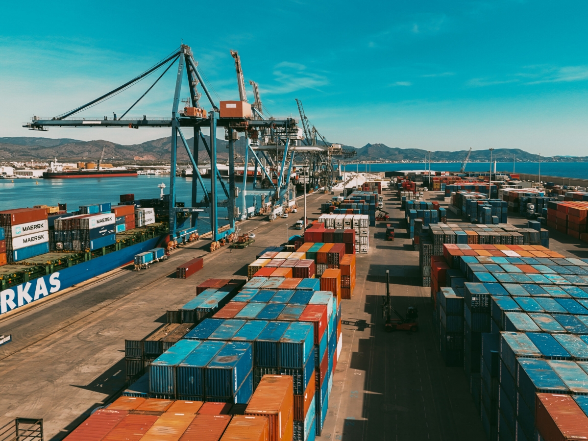 El puerto de Castelló resiste los envites de la guerra: su tráfico crece un 4% en el primer trimestre empujado por el contenedor