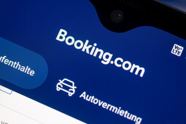 Booking sufre el robo de datos personales de sus clientes tras un ciberataque