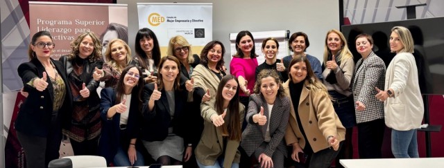 Más allá del networking: la Cátedra impulsa becas para formar a directivas que sepan posicionarse