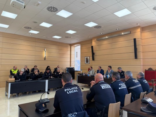 Emergencias oferta 1.250 plazas de formación para policías locales con más de 1.200 horas lectivas en 2026 