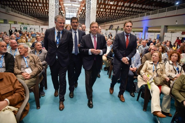 Gobierno eleva a 2.700 millones la inversión en modernización de regadío hasta 2027, 