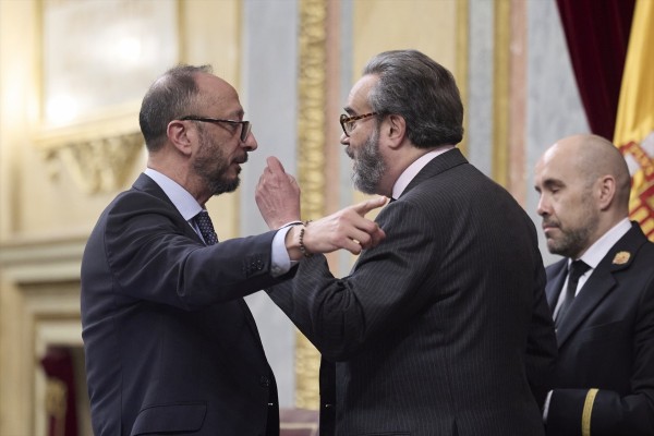 PP, Vox y Junts tumban la ley del PSOE para habilitar a la CNMC como coordinador de servicios digitales