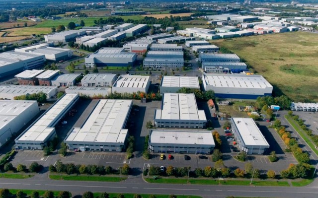 Quimacova advierte de un incremento del precio de las materias primas químicas cercano al 70 % por la guerra de Irán