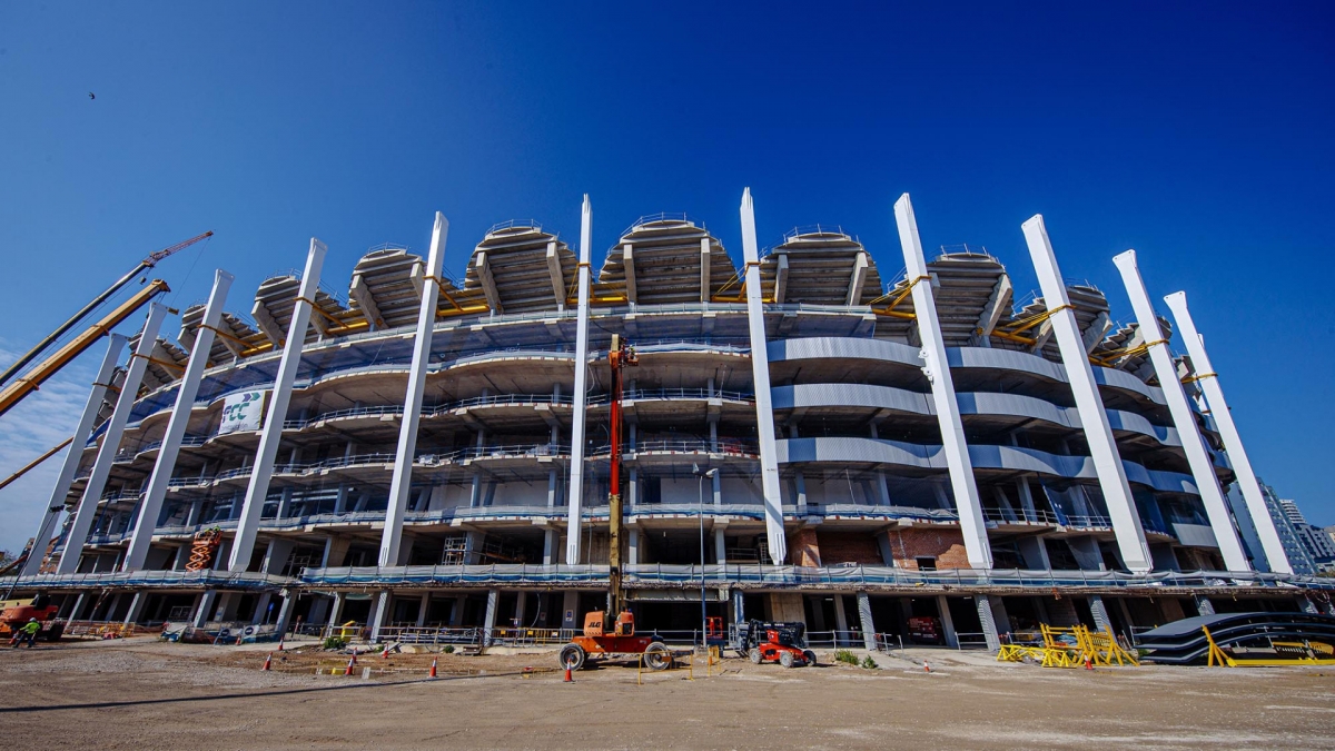 El Nou Mestalla avanza en la construcción de la estructura de la gran cubierta