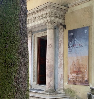 Un centenar de obras de Pedro Cano viajan a Roma: el pintor de Blanca expone en el Museo de Villa Torlonia