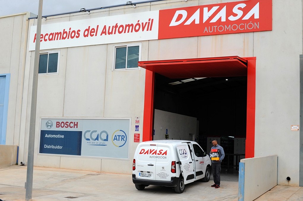 La murciana Davasa Automoción absorbe Sacorauto para sumar un negocio de 100 millones de euros