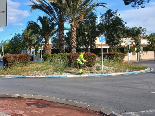 Sant Joan intensifica los trabajos de mantenimiento y jardinería para la Romería de Santa Faz 2026 