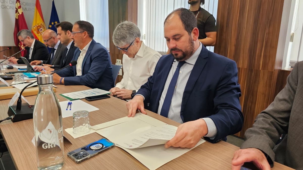 Los Alcázares aprueba multas de hasta 3.000 euros si hay fraude en el padrón municipal