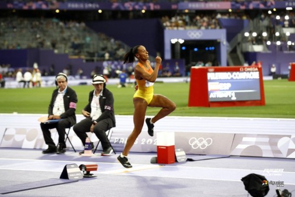 Ana Peleteiro acaba sexta en la final de triple salto