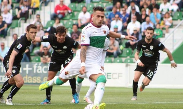 Sergio León afirma que el Elche no tiene presión por jugar la promoción