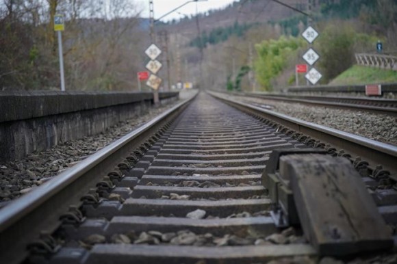 El uso del ferrocarril acumula una caída del 11,6 % hasta agosto por la alta velocidad