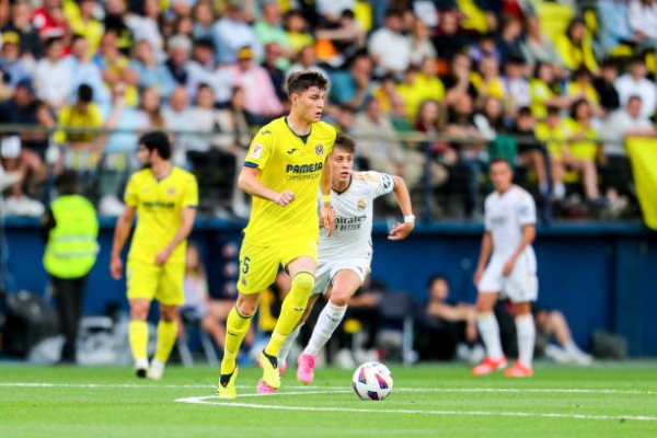 El Villarreal confirma la salida del defensa Jorge Cuenca al Fulham inglés por 6,7 millones
